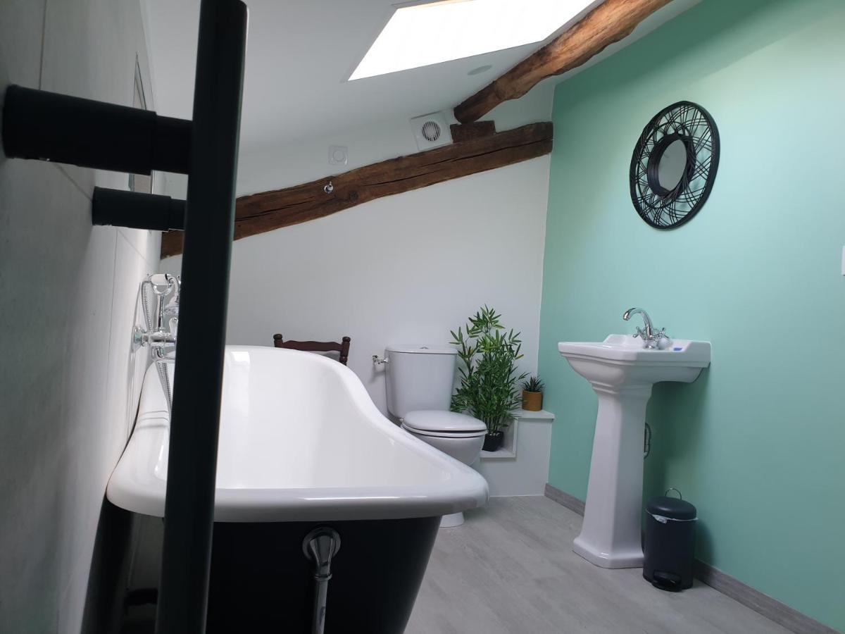 La Maison Du Lac Lavaud Saint-Quentin-sur-Charente Zewnętrze zdjęcie