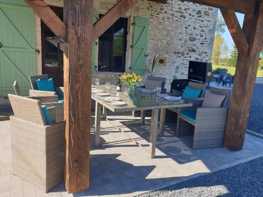 La Maison Du Lac Lavaud Saint-Quentin-sur-Charente Zewnętrze zdjęcie